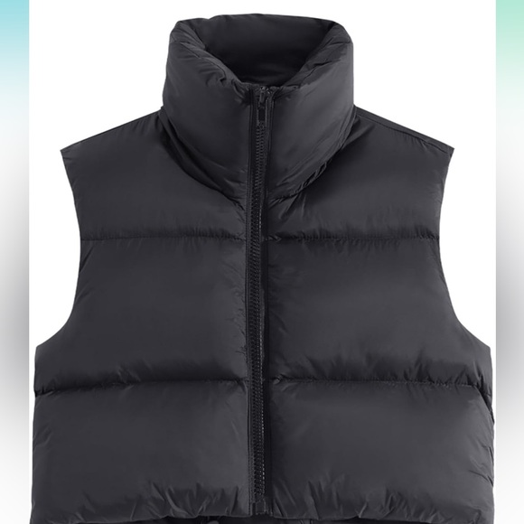 Amazon Puffer Crop Vest - Picture 2 of 4